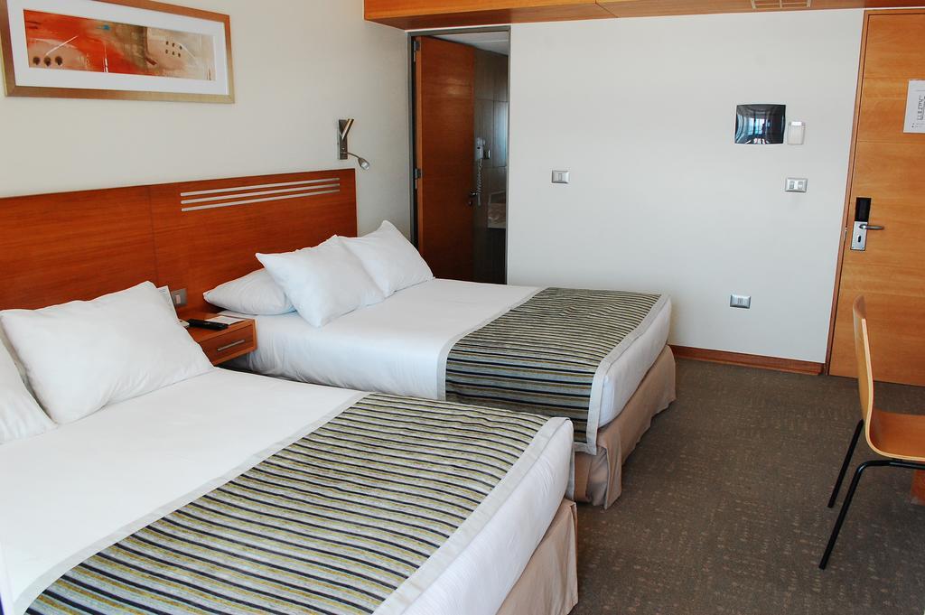 Alto Del Sol Costanera Antofagasta Hotell Rum bild